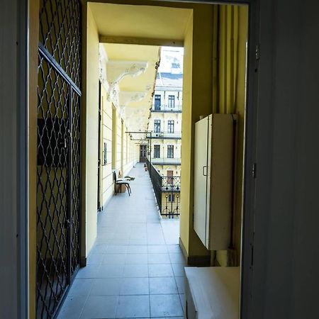 Brand New Studio With Aircon In The Center Budapeşte Dış mekan fotoğraf
